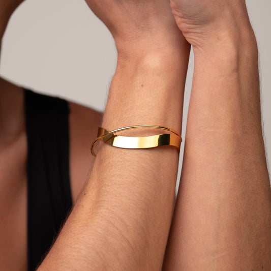 Bangle Inter Bracelet Gold Plated 18K in 18K gold-plated – Meiva bracelet view 2