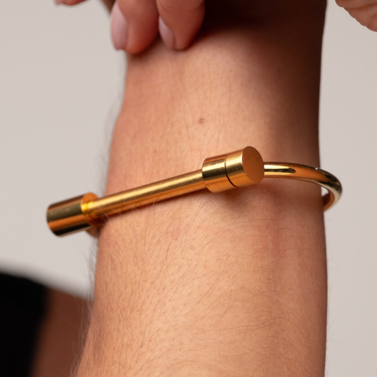 Bangle Screw Cuff Bracelet 18K Gold-Plated in 18K gold-plated – Meiva bracelet view 11