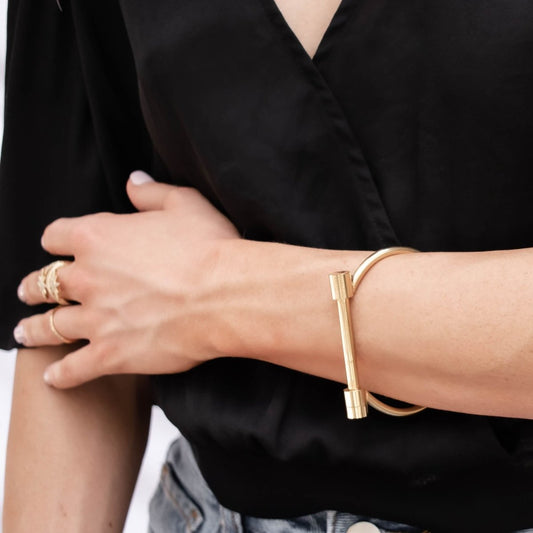 Bangle Screw Cuff Bracelet 18K Gold-Plated in 18K gold-plated – Meiva bracelet view 2