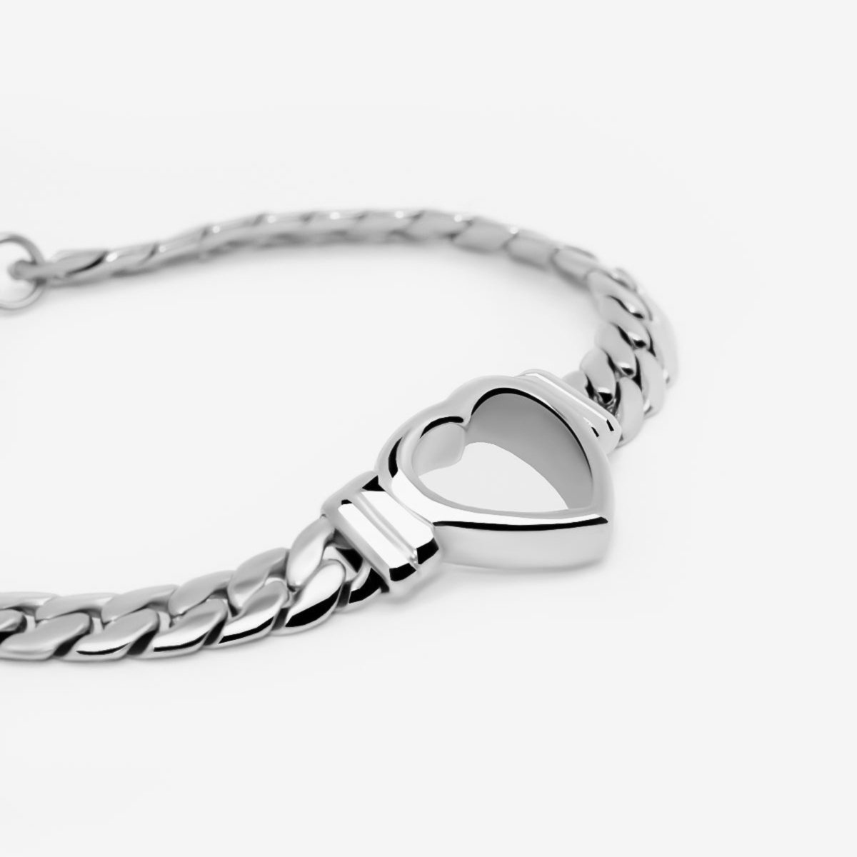 Bracelet Minimalist Heart Silver – Meiva bracelet view 3