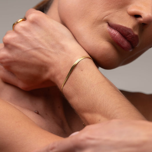 Bracelet Mesh 18K Gold-Plated in 18K gold-plated – Meiva bracelet view 2