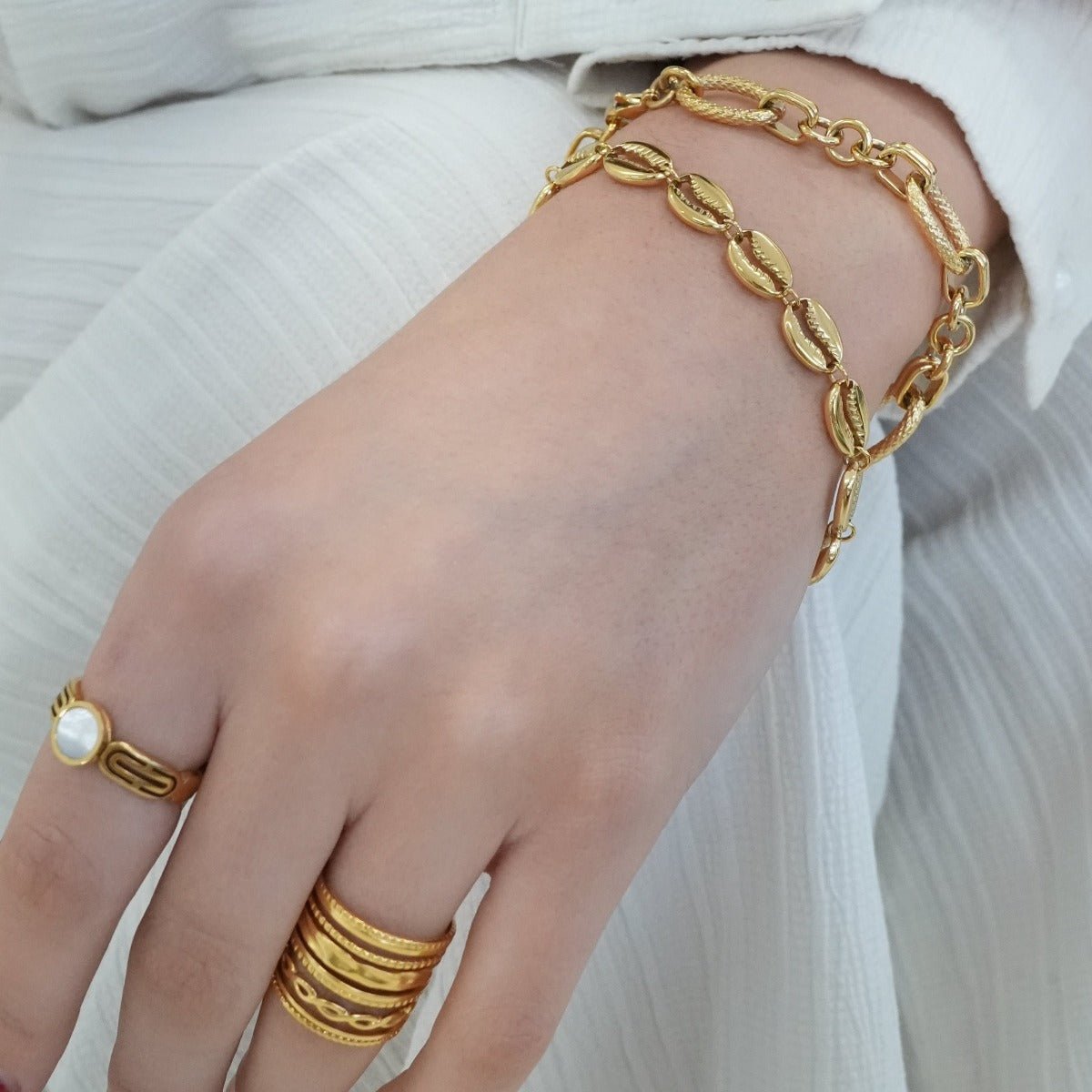 Bracelet Noronha 18K Gold-Plated in 18K gold-plated – Meiva bracelet view 5