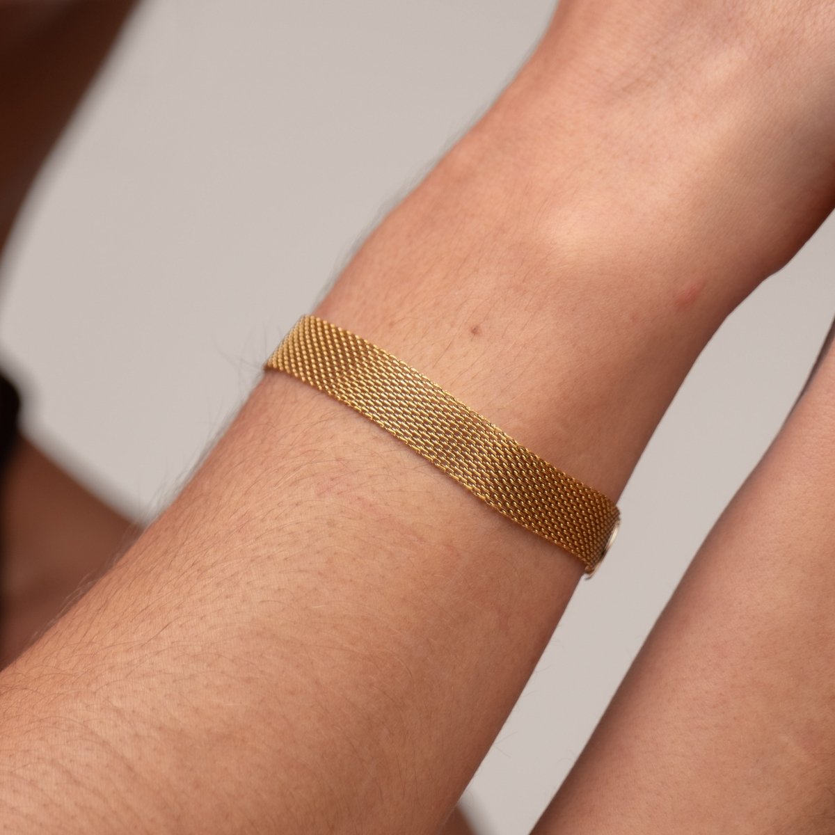 Bracelet Smooth Woven 18K Gold-Plated in 18K gold-plated – Meiva bracelet view 7