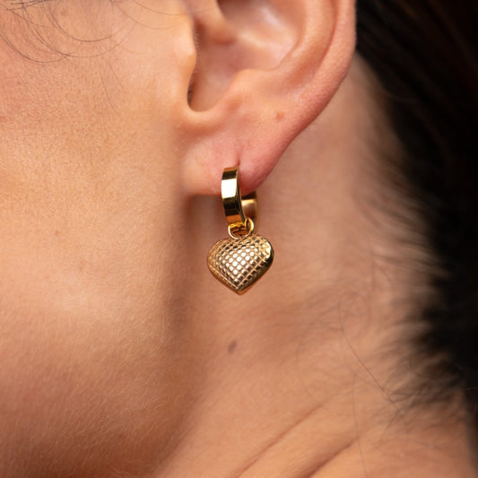 Mini Hoop Earrings Love Small Hoop 18K Gold-Plated Earrings in 18K gold-plated – Meiva earrings view 2