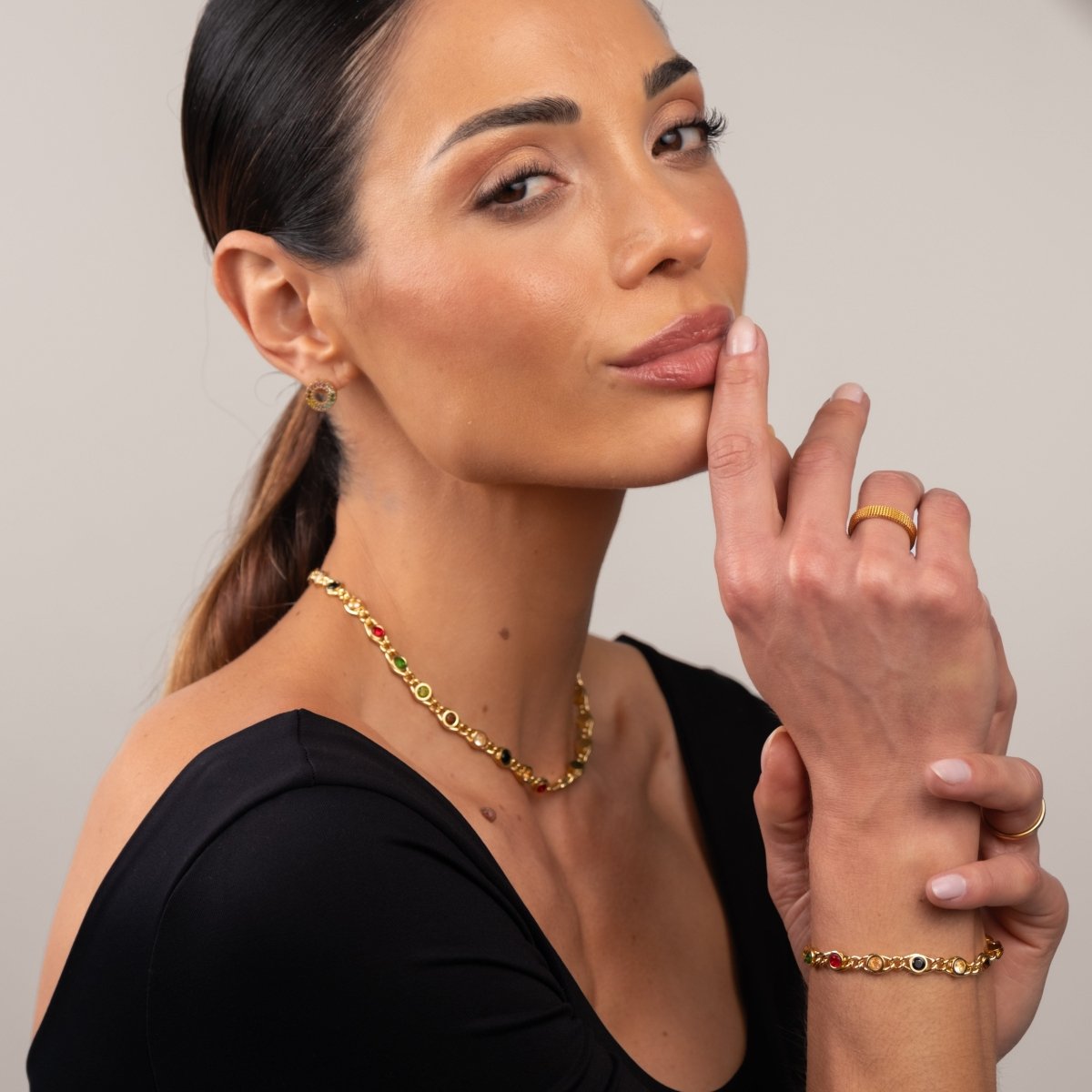 Earrings Chloe 18K Gold-Plated in 18K gold-plated – Meiva earrings view 4
