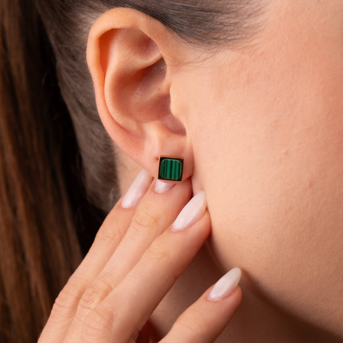 Earrings Green Stone Geometric 18K Gold-Plated Earring in 18K gold-plated – Meiva earrings view 6