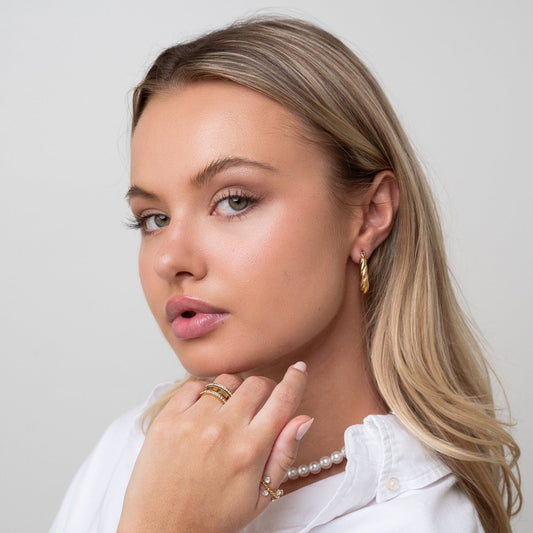 Hoop Earrings Twisted Hoop Earrings 18K Gold-Plated in 18K gold-plated – Meiva earrings view 2