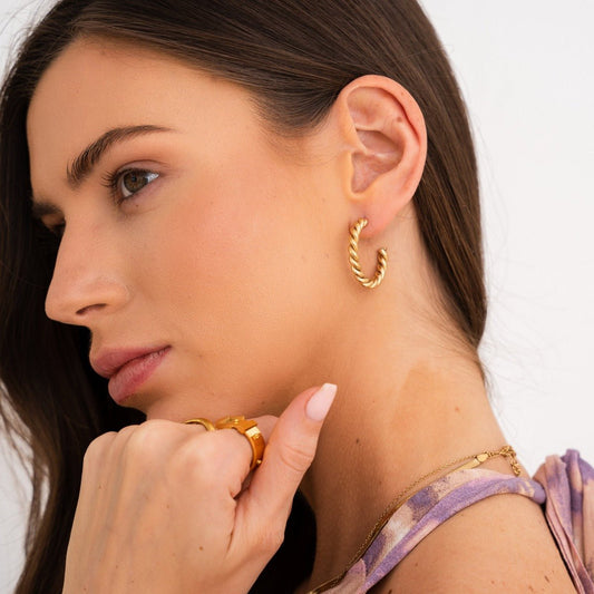 Hoop Earrings Twist Hoop Earrings 18K Gold-Plated in 18K gold-plated – Meiva earrings view 2