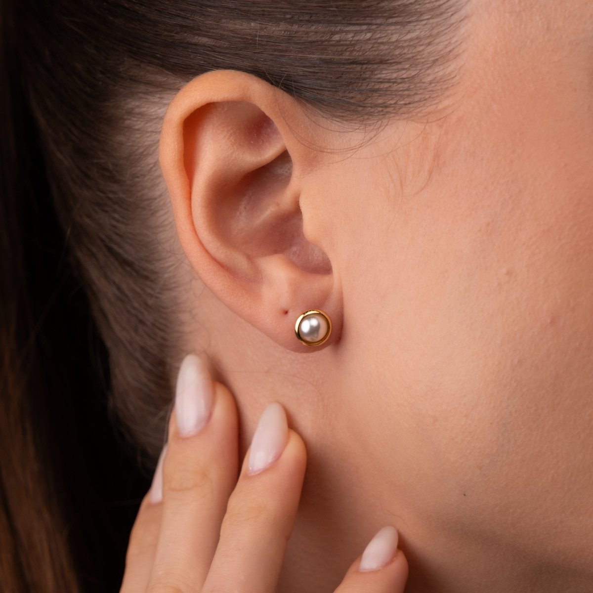 Earrings Solitaire Pearl 18K Gold-Plated in 18K gold-plated, pearl – Meiva earrings view 3