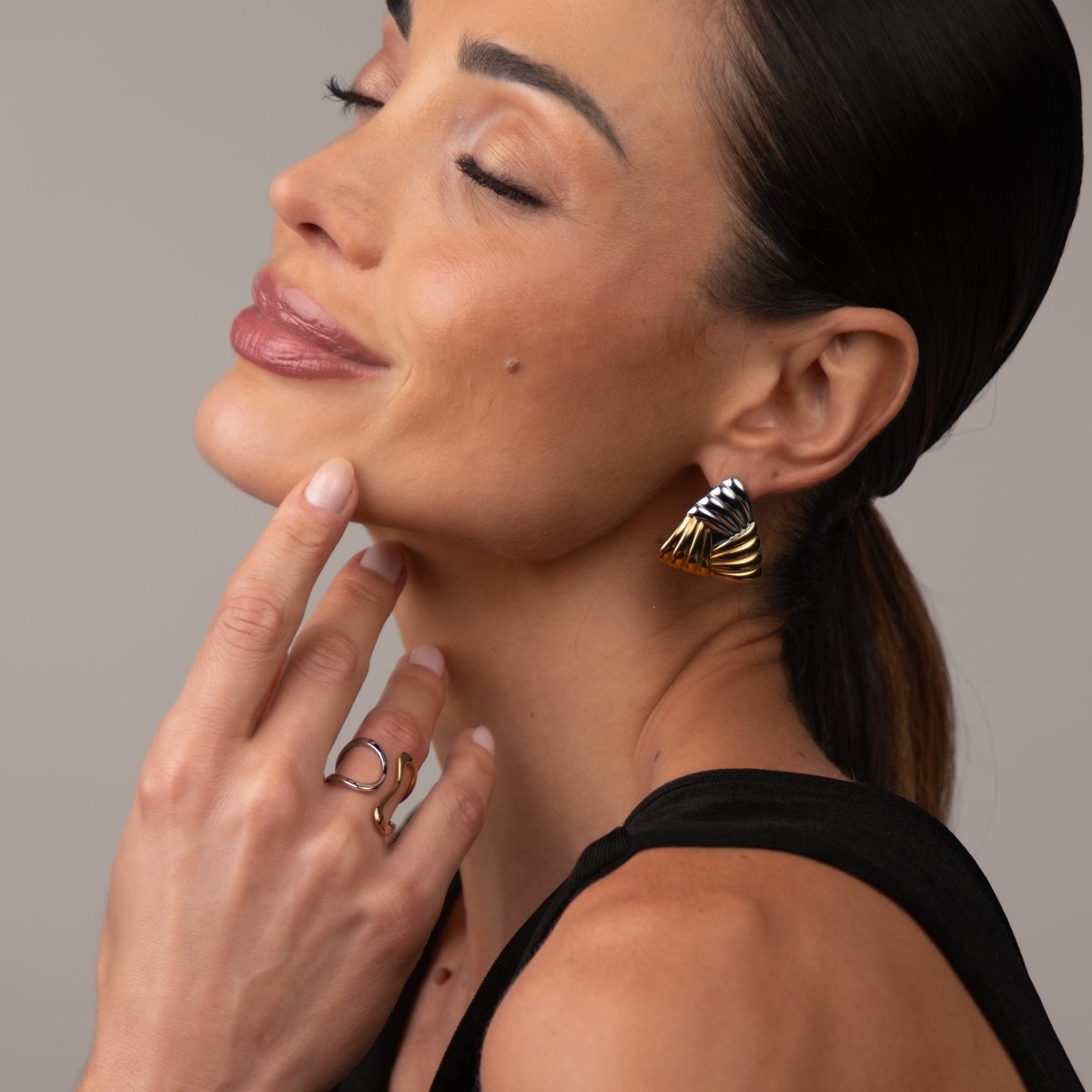 Earrings Triad Shine Two-Tone Gold and Silver – Meiva earrings view 5