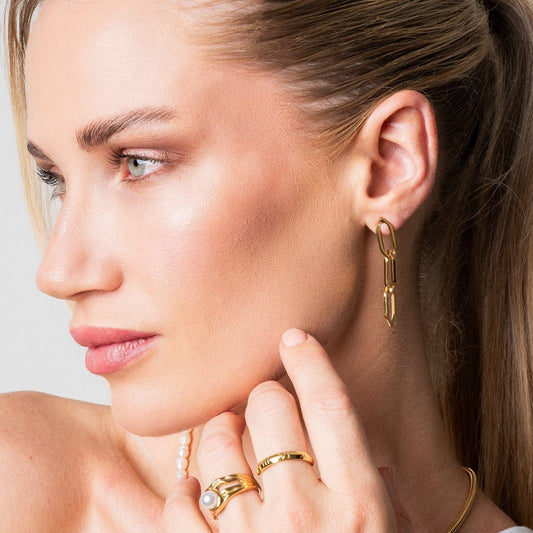 Earrings Link Drop 18K Gold-Plated in 18K gold-plated – Meiva earrings view 2
