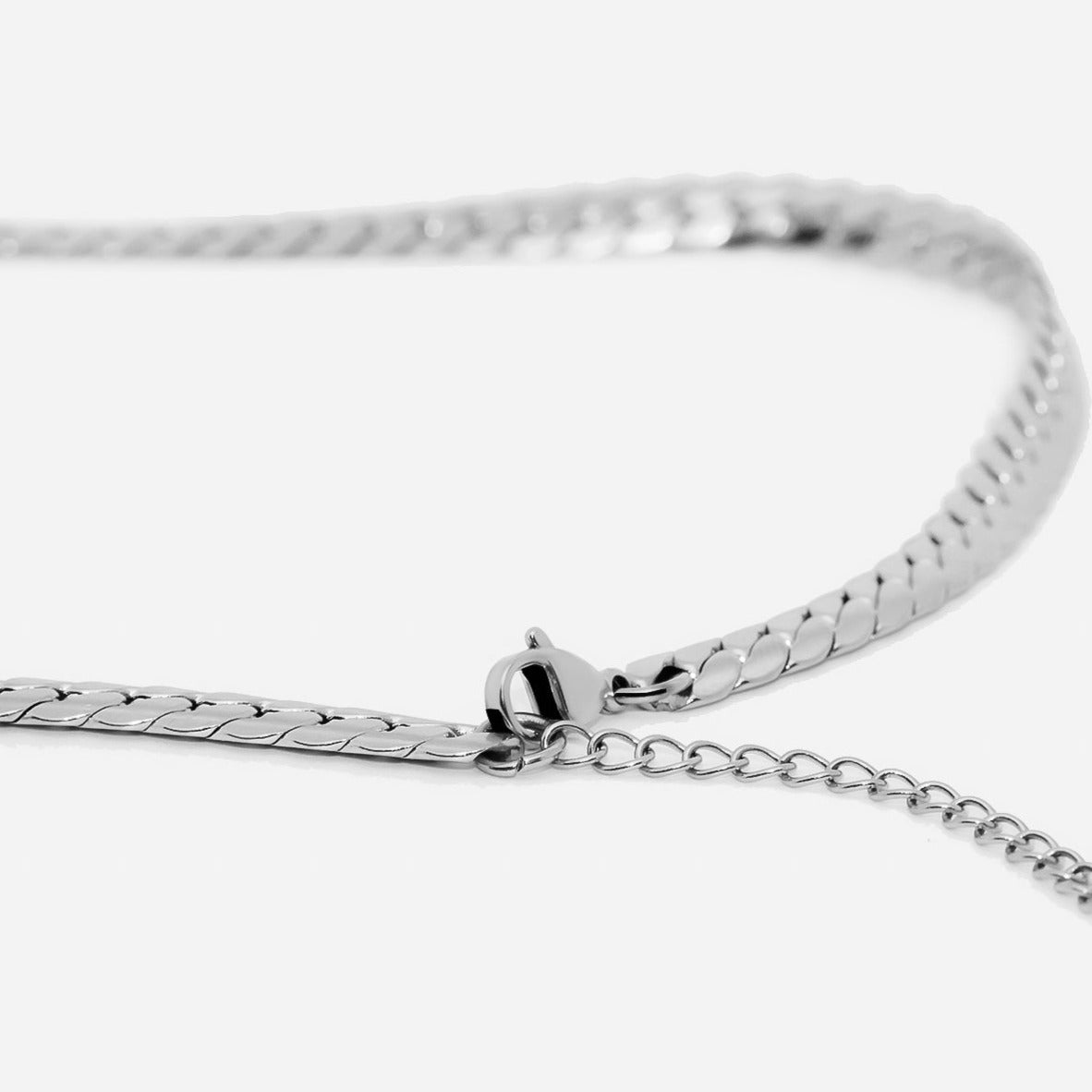 Necklace Minimalist Heart Choker Silver – Meiva necklace view 6