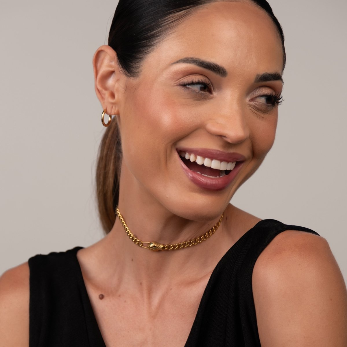 Necklace Snake Choker 18K Gold-Plated in 18K gold-plated – Meiva necklace view 5