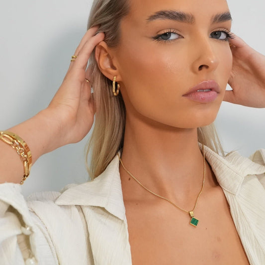 Necklace Geometric Minimal 18K Gold-Plated in 18K gold-plated – Meiva necklace view 2