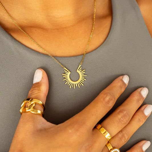 Necklace Spike Pendant 18K Gold-Plated in 18K gold-plated – Meiva necklace view 2