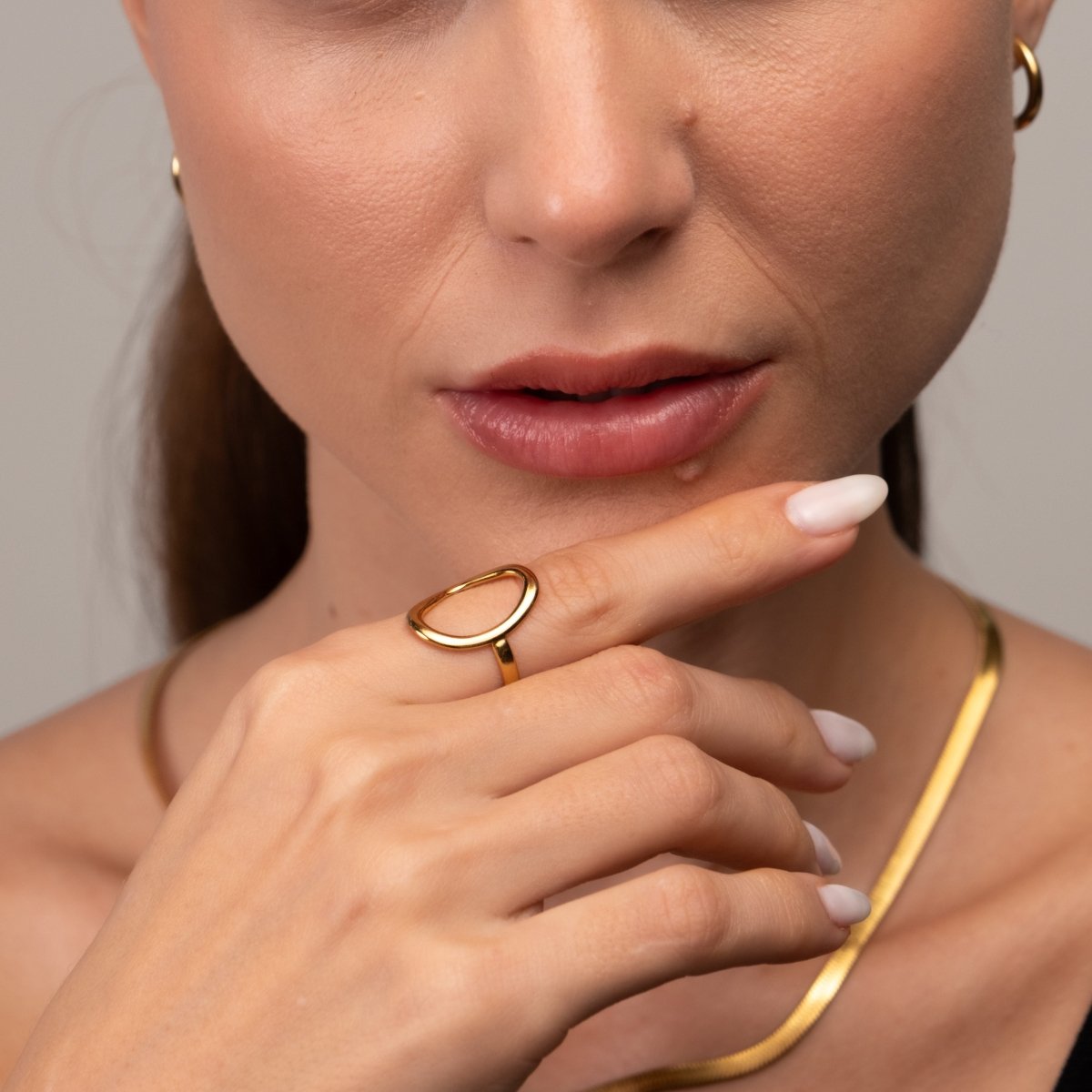 Ring Abstract Organic Contour 18K Gold Plated in 18K gold-plated – Meiva ring view 7