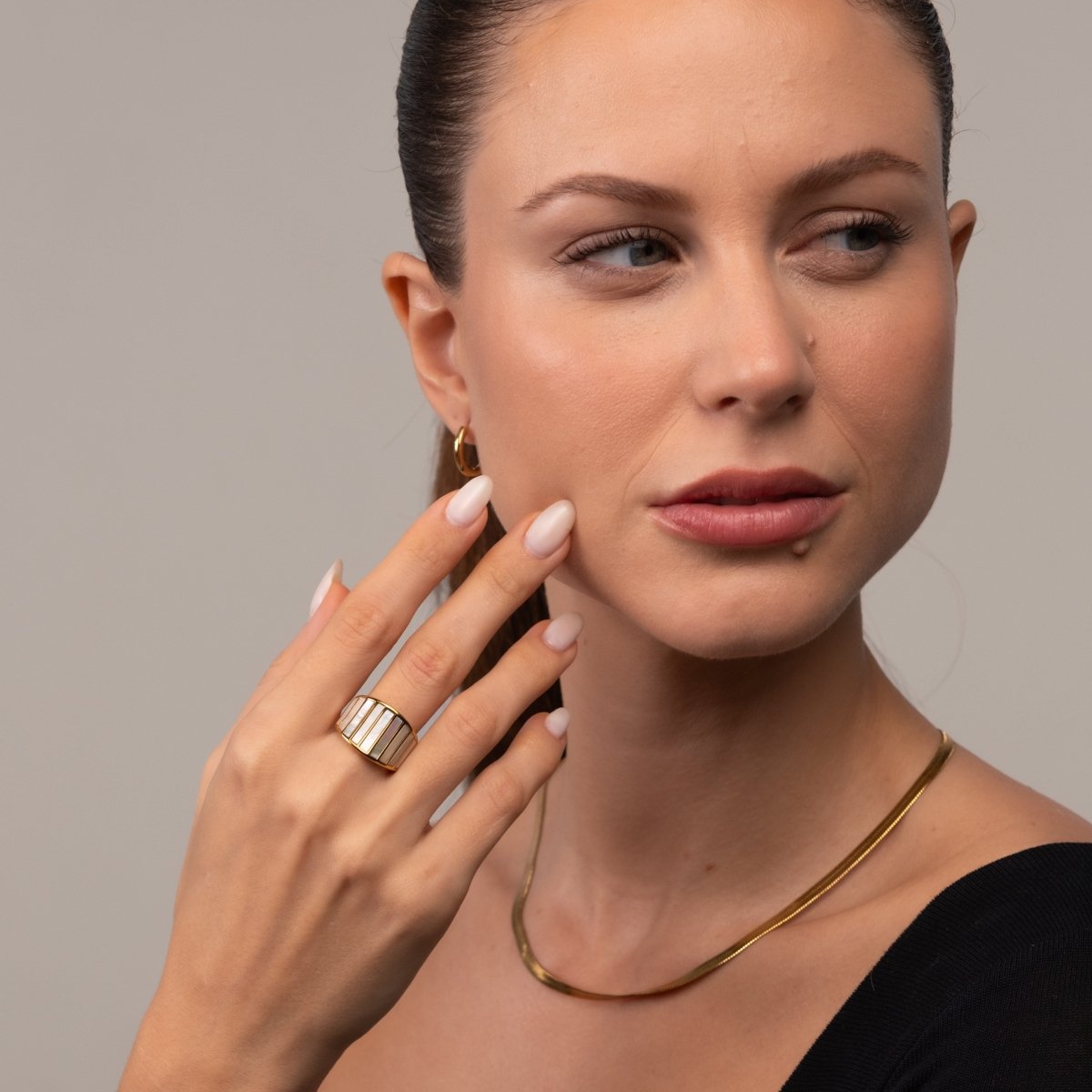 Ring Coliseum 18K Gold-Plated in 18K gold-plated – Meiva ring view 5