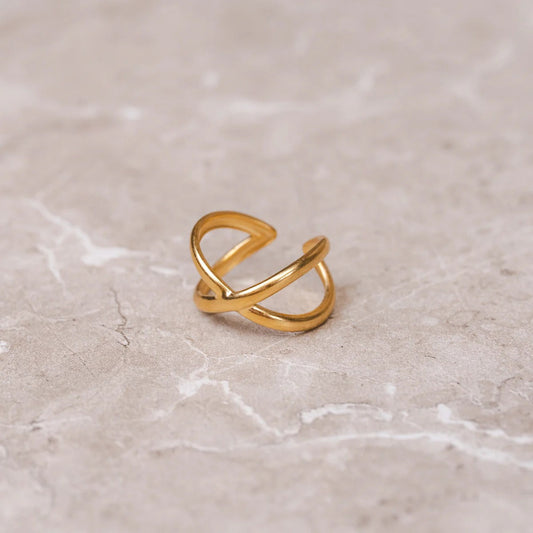 Ring Minimal Crossed Adjustable 18K Gold Plated in 18K gold-plated – Meiva ring view 2