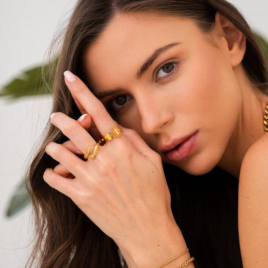 Ring Buckle 18K Gold Plated in 18K gold-plated – Meiva ring view 2