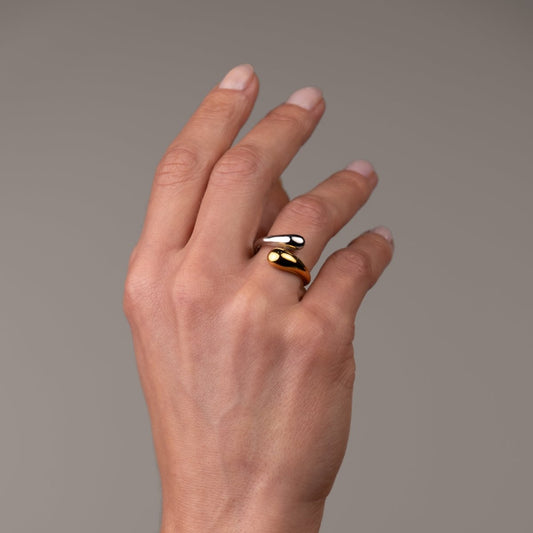 Ring Drop Adjustable Two-Tone Gold and Silver – Meiva ring view 2