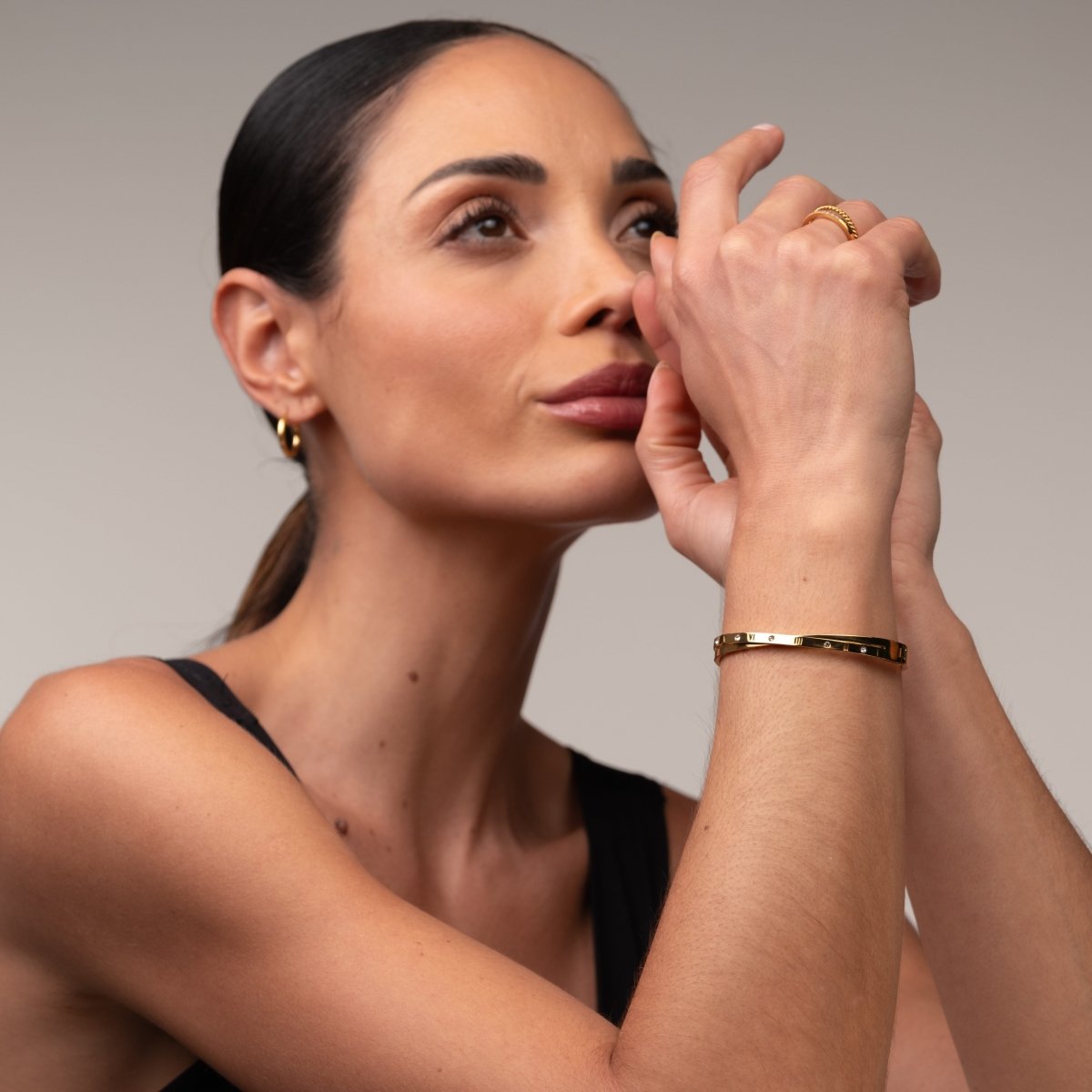 Bangle Interlaced Roman Numerals Cuff Bracelet 18K Gold-Plated in 18K gold-plated – Meiva bracelet view 3