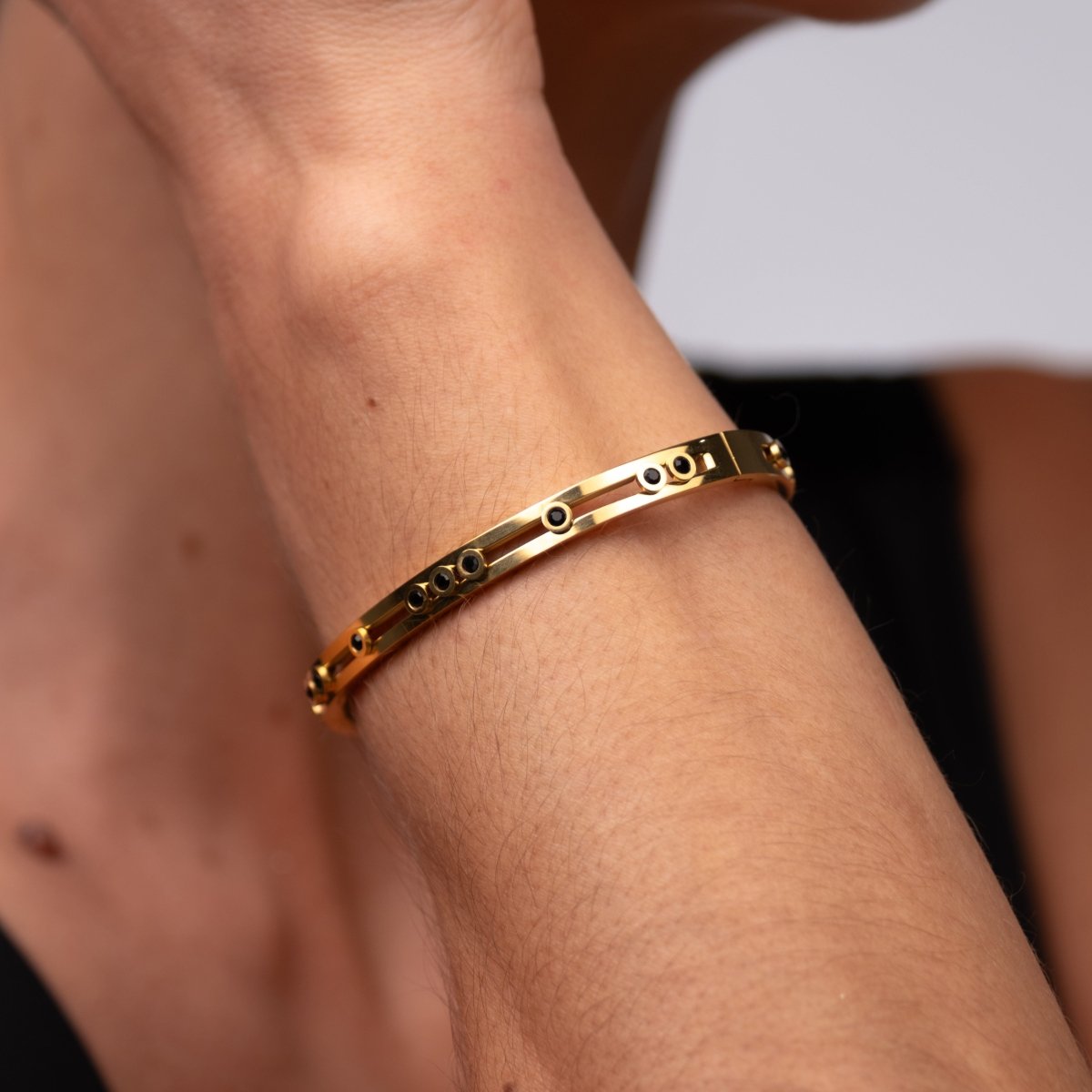 Bangle Black Studs 18K Gold-Plated Cuff Bracelet in 18K gold-plated – Meiva earrings view 3