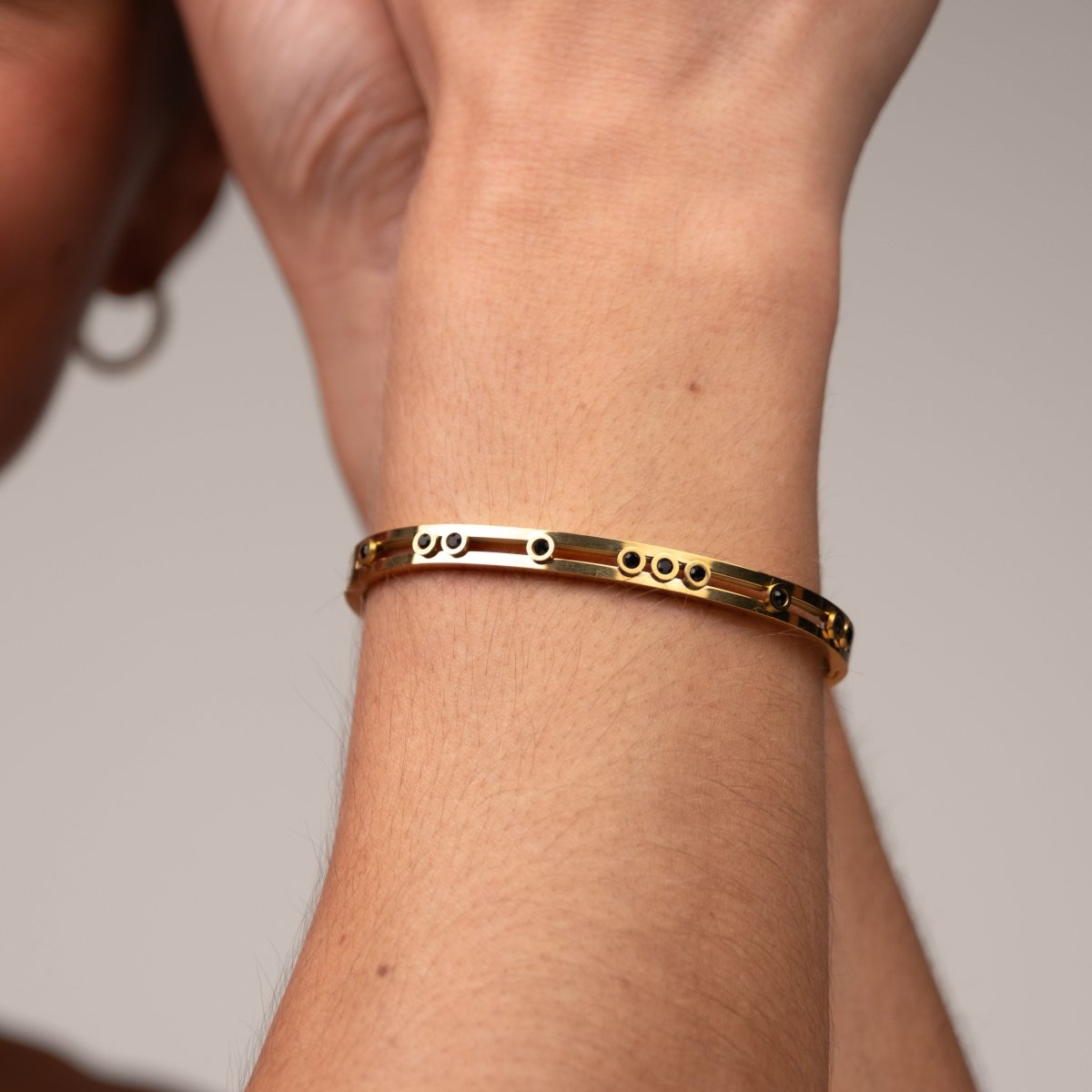 Bangle Black Studs 18K Gold-Plated Cuff Bracelet in 18K gold-plated – Meiva earrings view 7