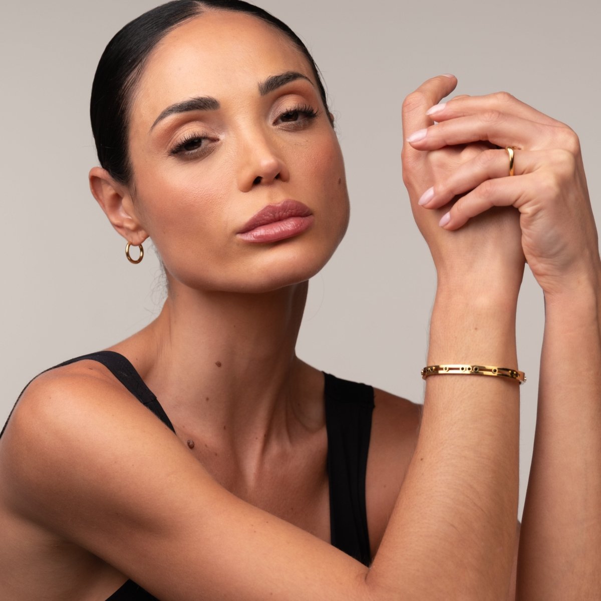 Bangle Black Studs 18K Gold-Plated Cuff Bracelet in 18K gold-plated – Meiva earrings view 8