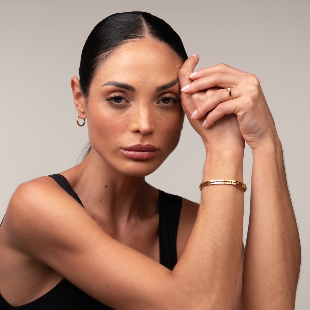Bangle Black Studs 18K Gold-Plated Cuff Bracelet in 18K gold-plated – Meiva earrings view 9
