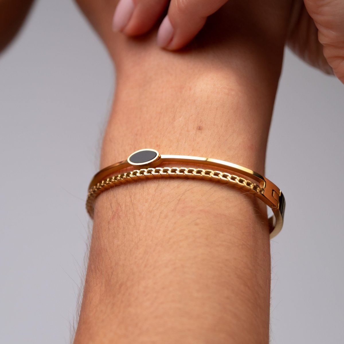 Bangle Layered Onyx Bracelet Gold Plated 18K in 18K gold-plated – Meiva bracelet view 5