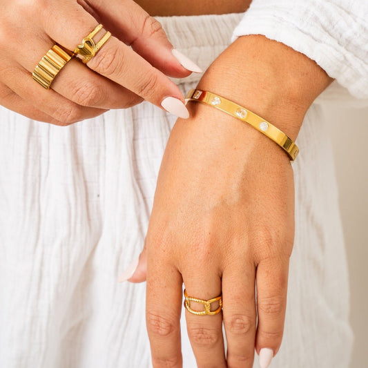 Bangle Catherine 18K Gold Plated bracelet detail 2