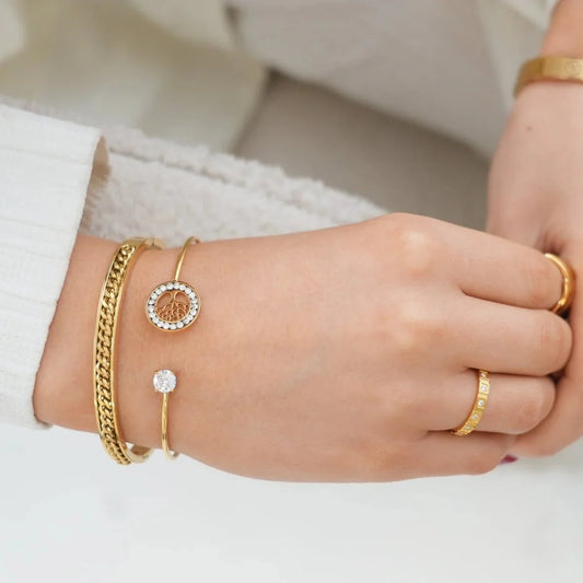 Bangle Link Cuff Bracelet 18K Gold-Plated in 18K gold-plated – Meiva bracelet view 2