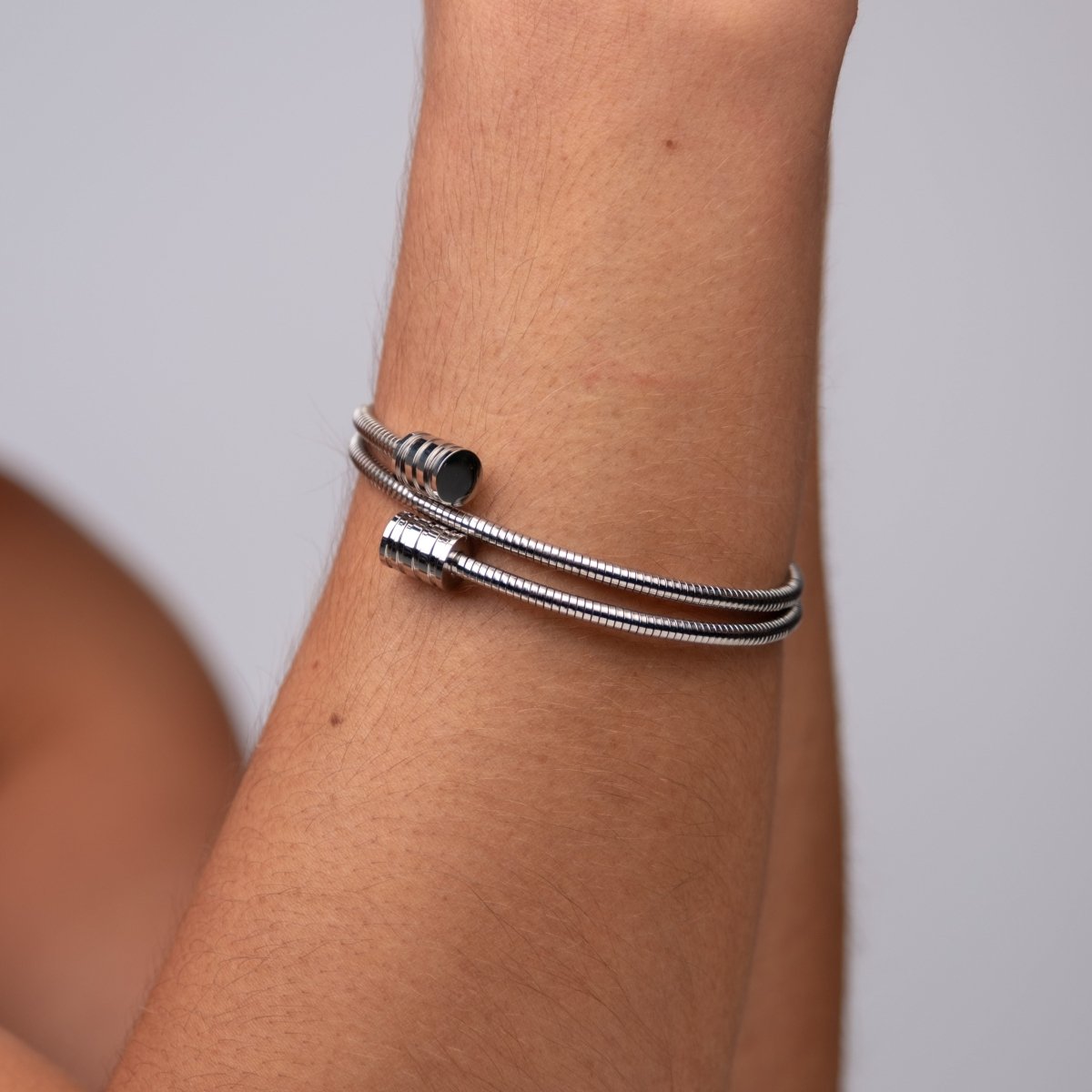 Bangle Triple Spiral Cuff Bracelet Silver – Meiva bracelet view 4