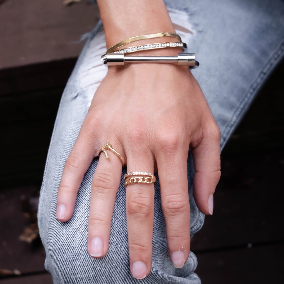 Bangle Screw Cuff Bracelet Silver – Meiva bracelet view 3