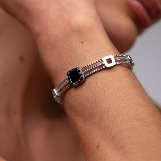 Bangle Onyx Cuff Bracelet Silver – Meiva bracelet view 2