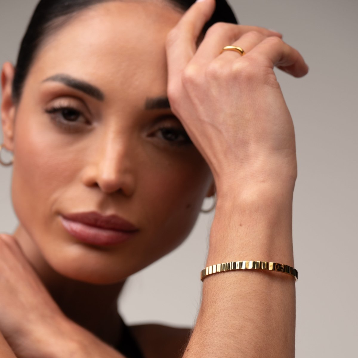 Bangle Ripple Cuff Bracelet 18K Gold-Plated in 18K gold-plated – Meiva bracelet view 9