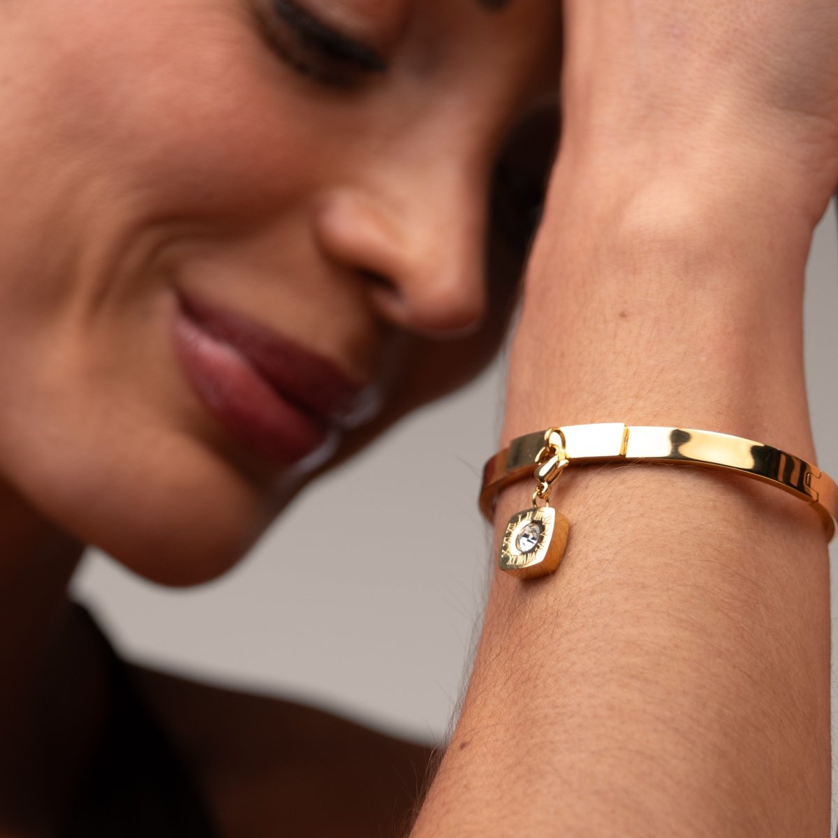 Bangle Square Charm 18K Gold-Plated Cuff Bracelet in 18K gold-plated – Meiva bracelet view 6