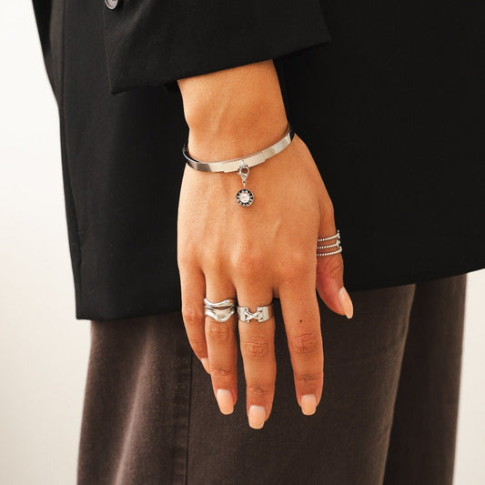 Bangle Uniq Cuff Bracelet Silver – Meiva bracelet view 2