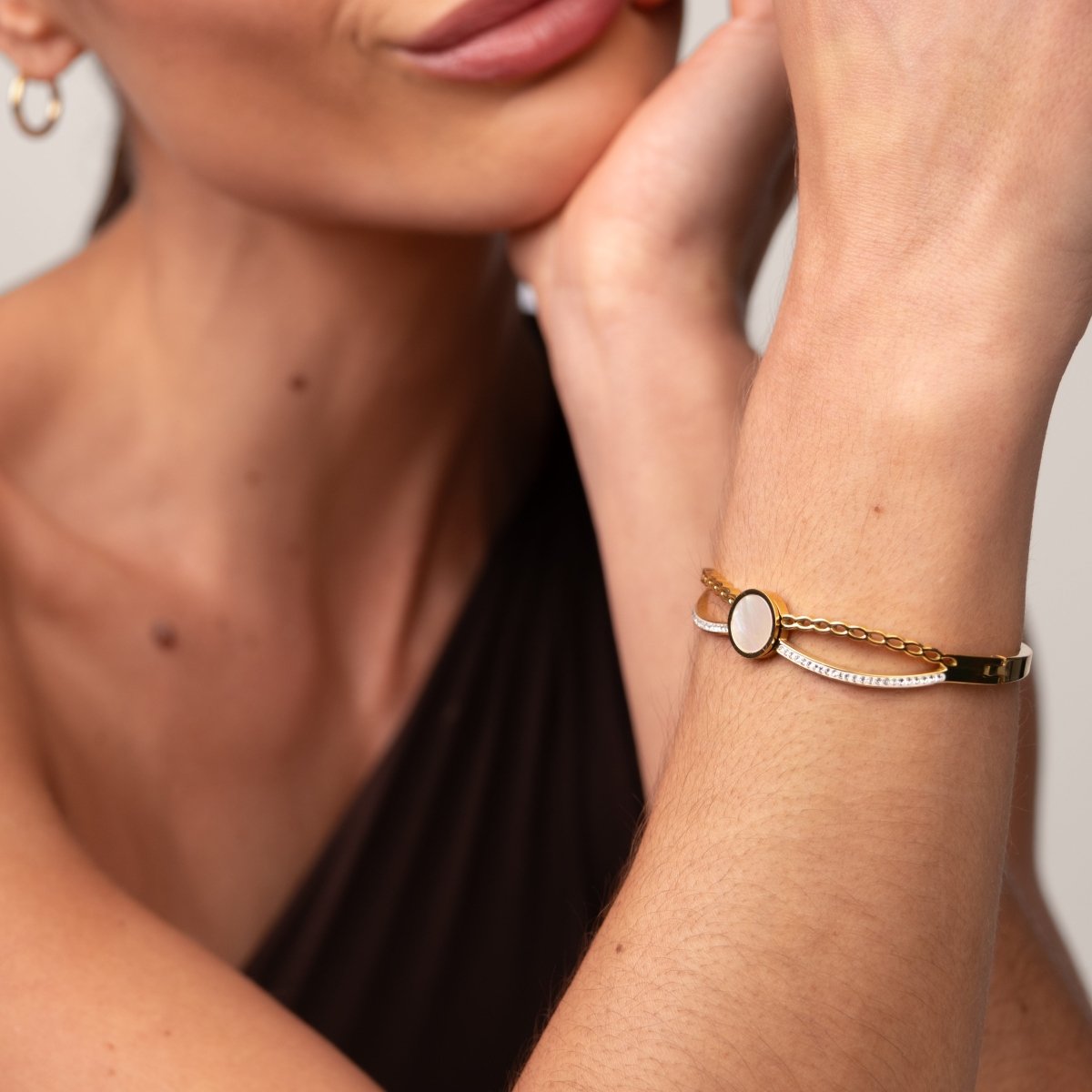 Bangle Venus Cuff Bracelet 18K Gold Plated in 18K gold-plated – Meiva bracelet view 5