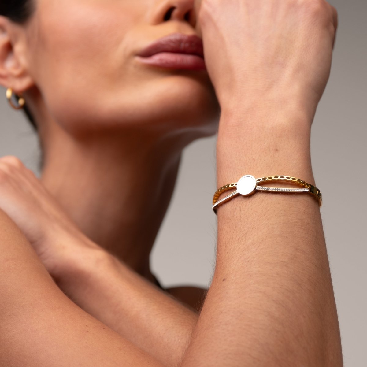 Bangle Venus Cuff Bracelet 18K Gold Plated in 18K gold-plated – Meiva bracelet view 9