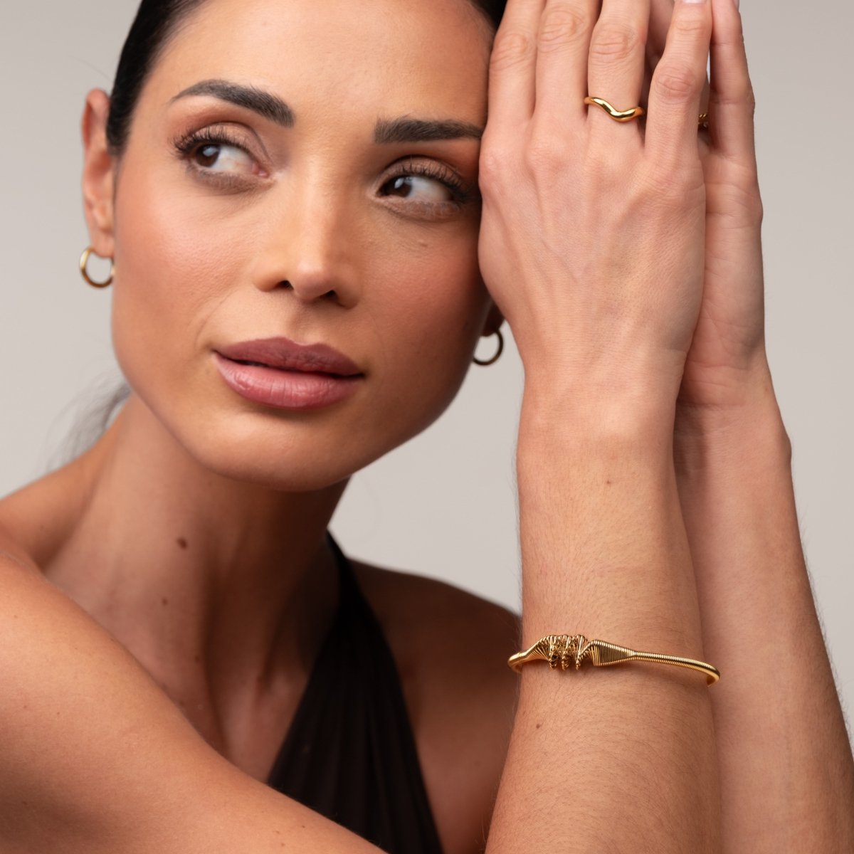 Bangle Wave Cuff Bracelet 18K Gold-Plated in 18K gold-plated – Meiva bracelet view 6