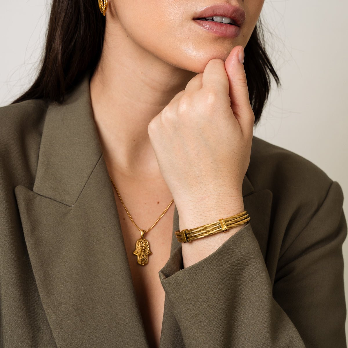 Bangle Wire Cuff Bracelet 18K Gold Plated in 18K gold-plated – Meiva bracelet view 2