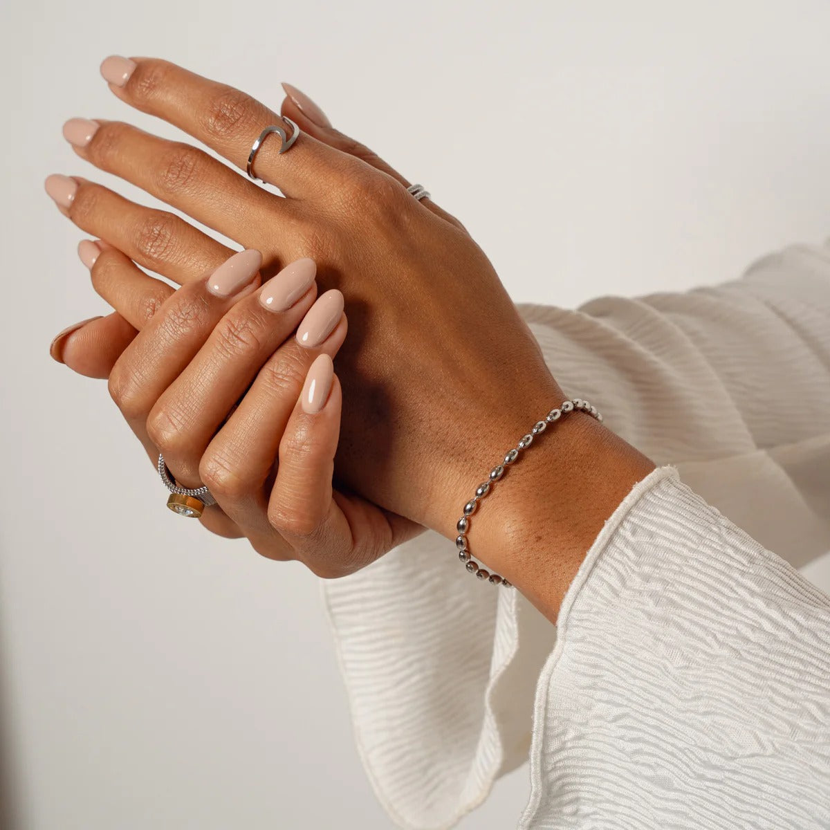 Bracelet Bead Chain Silver – Meiva necklace view 4
