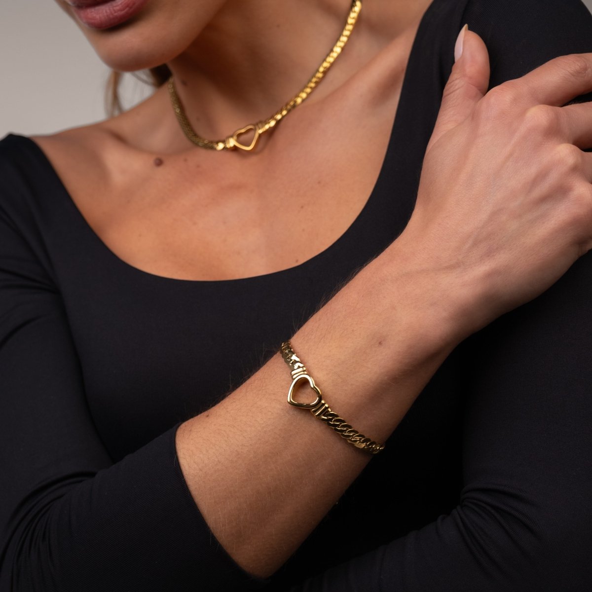 Bracelet Minimalist Heart 18K Gold-Plated in 18K gold-plated – Meiva bracelet view 3