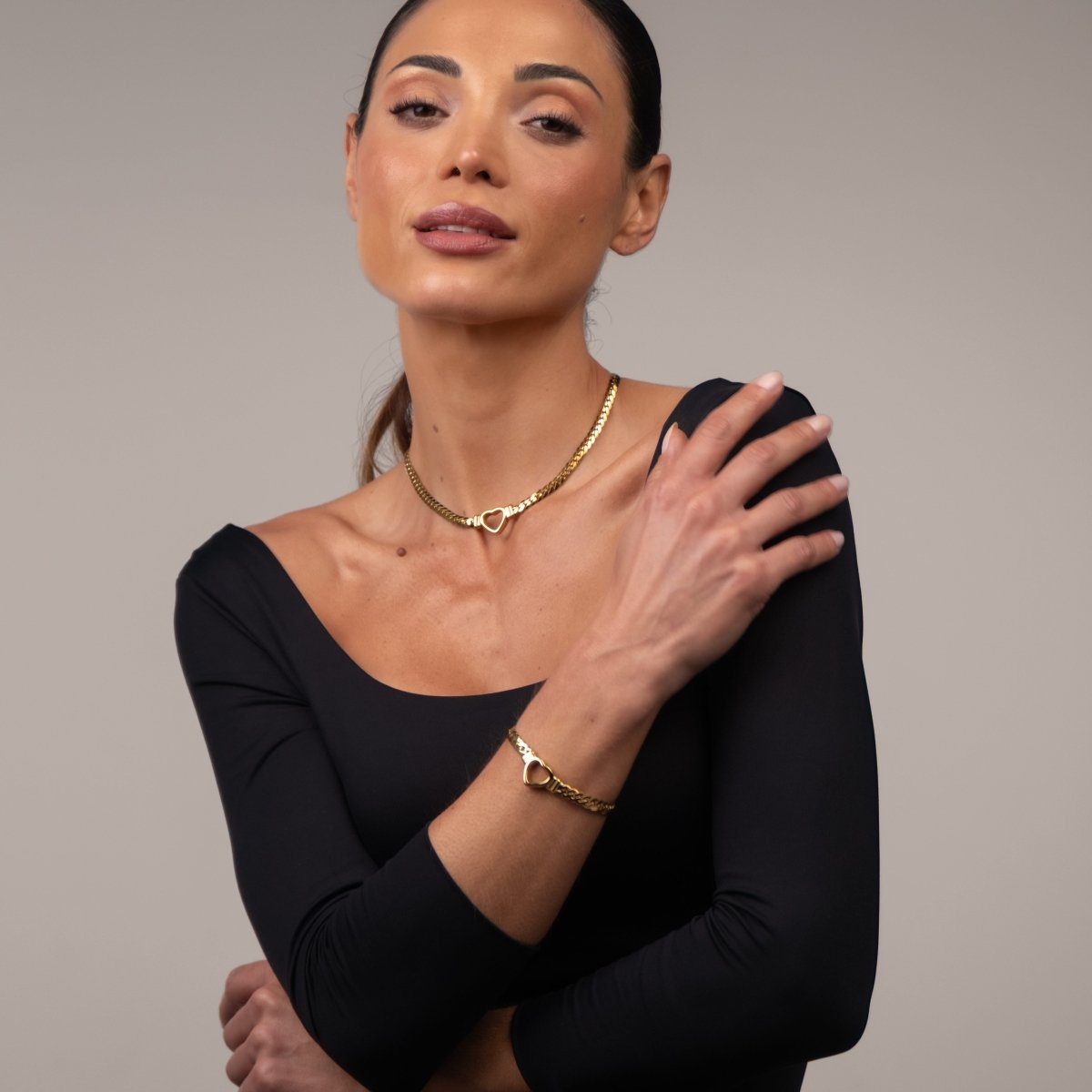 Bracelet Minimalist Heart 18K Gold-Plated in 18K gold-plated – Meiva bracelet view 6
