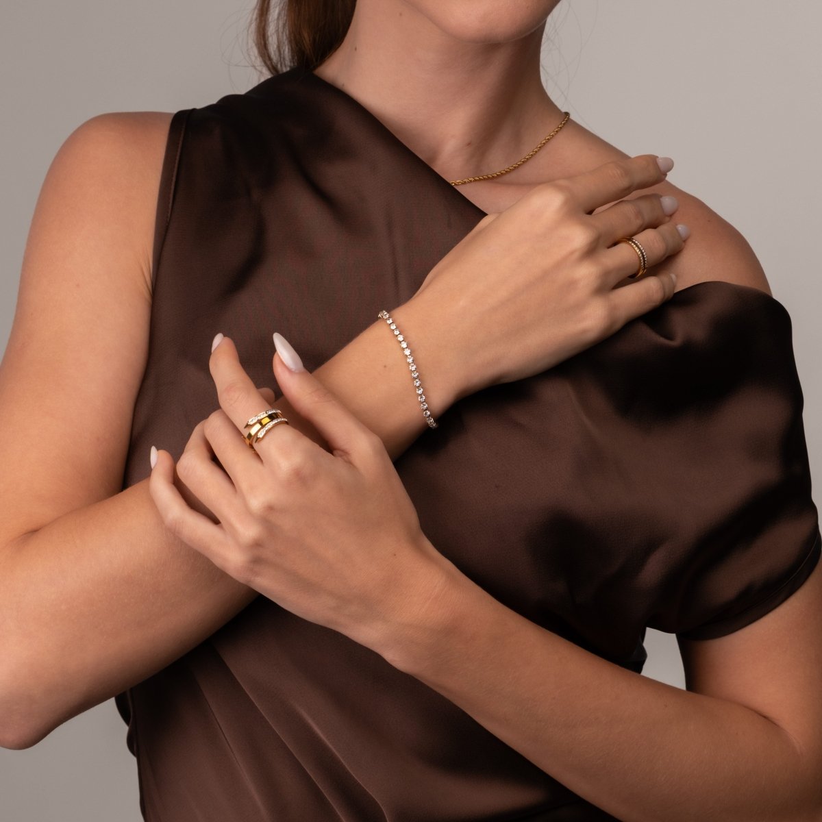 Bracelet Riviera Puket Adjustable 18K Gold-Plated in 18K gold-plated – Meiva bracelet view 6