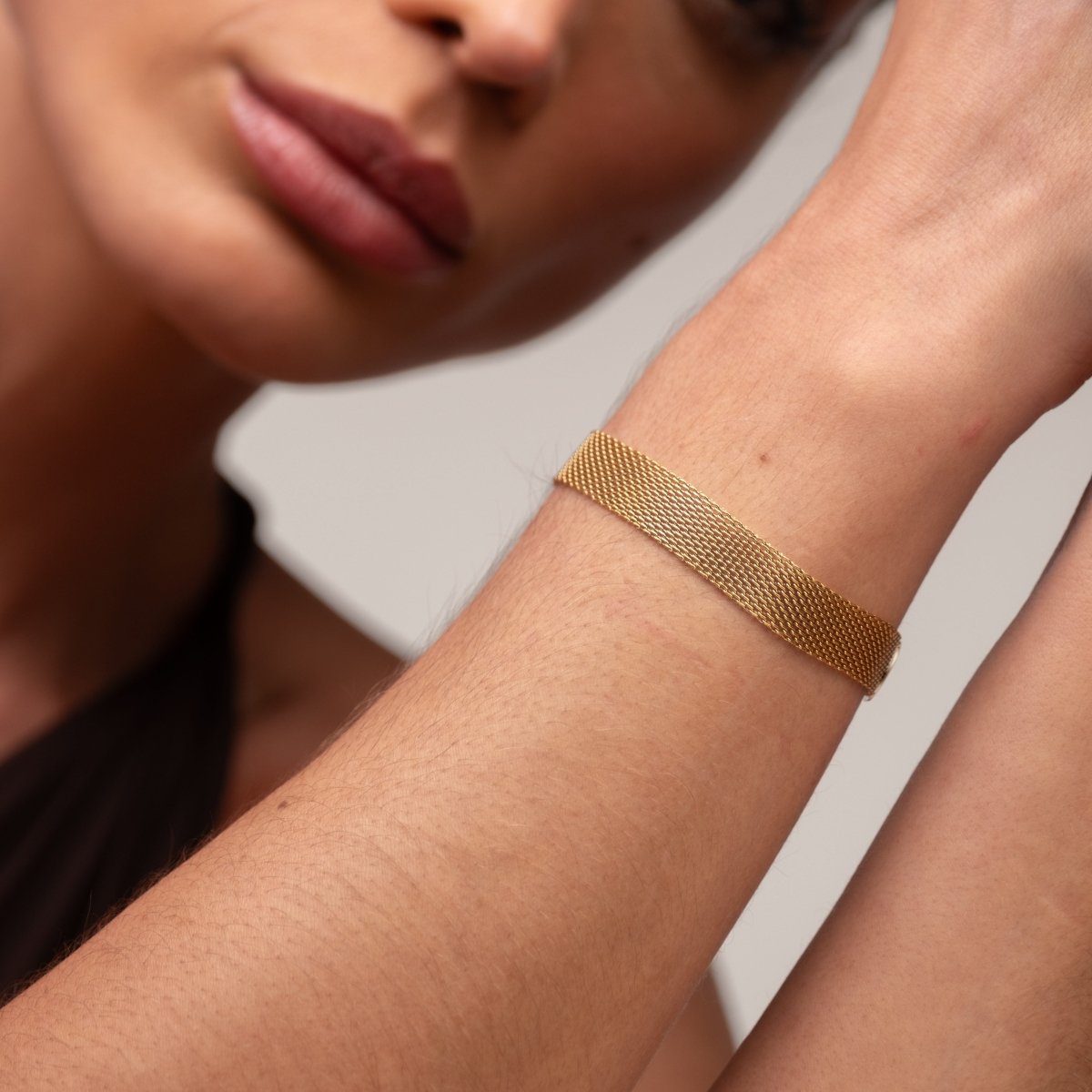 Bracelet Smooth Woven 18K Gold-Plated in 18K gold-plated – Meiva bracelet view 5