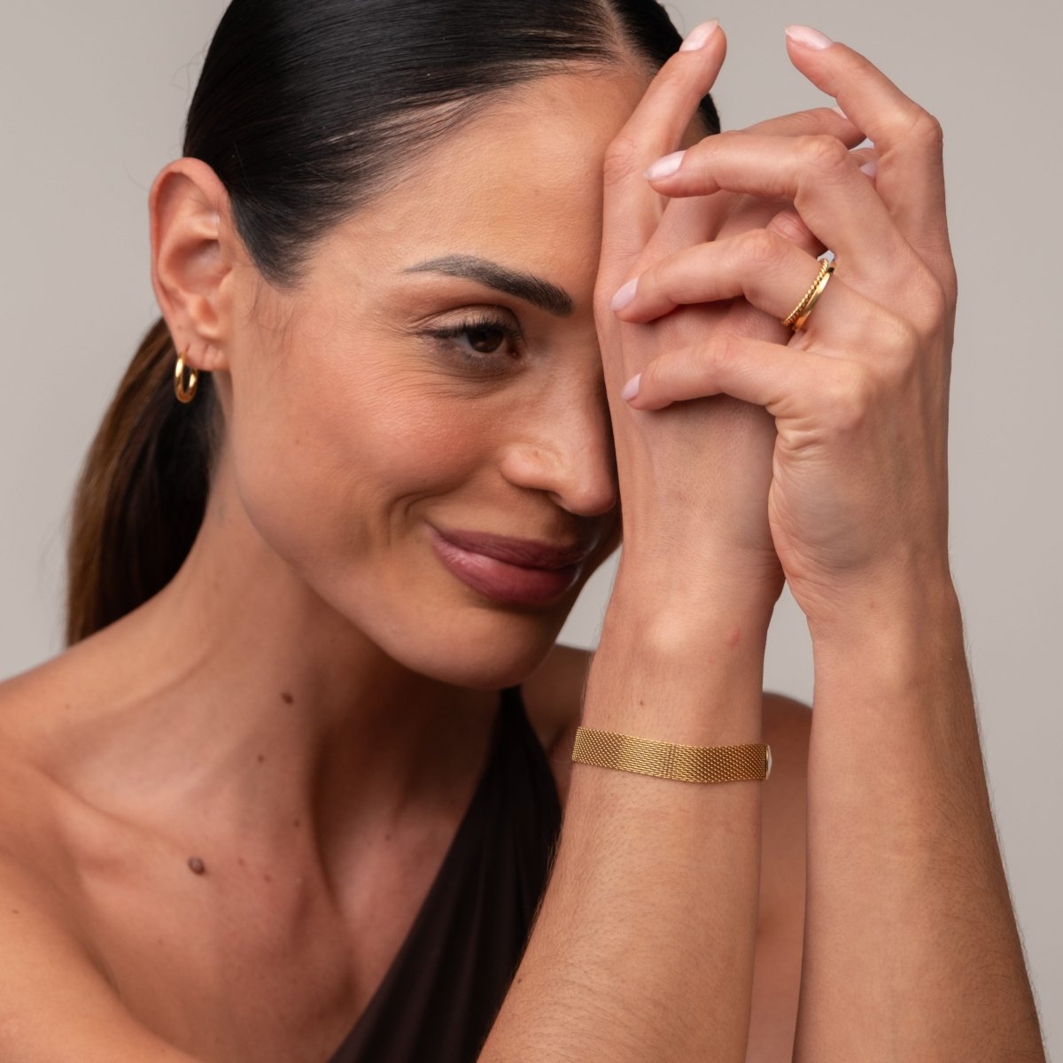 Bracelet Smooth Woven 18K Gold-Plated in 18K gold-plated – Meiva bracelet view 6