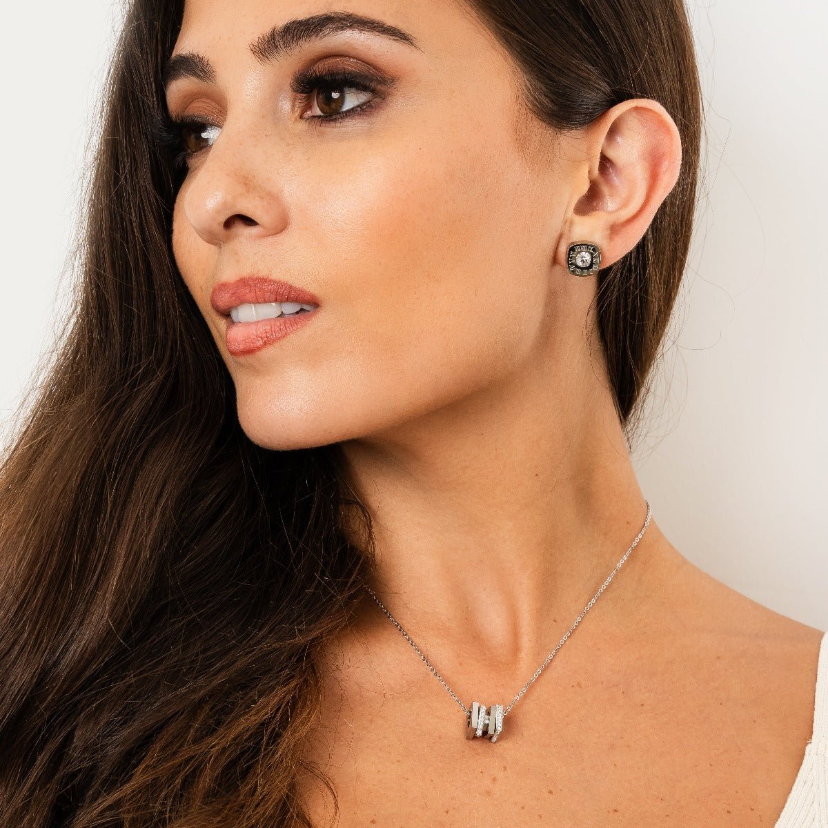 Earrings Esplendor Silver – Meiva earrings view 5