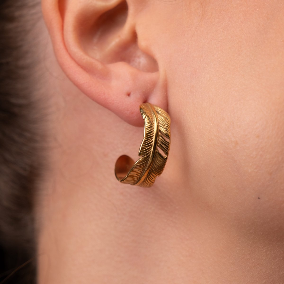 Hoop Earrings Atena Hoop Earrings 18K Gold Plated in 18K gold-plated – Meiva earrings view 6